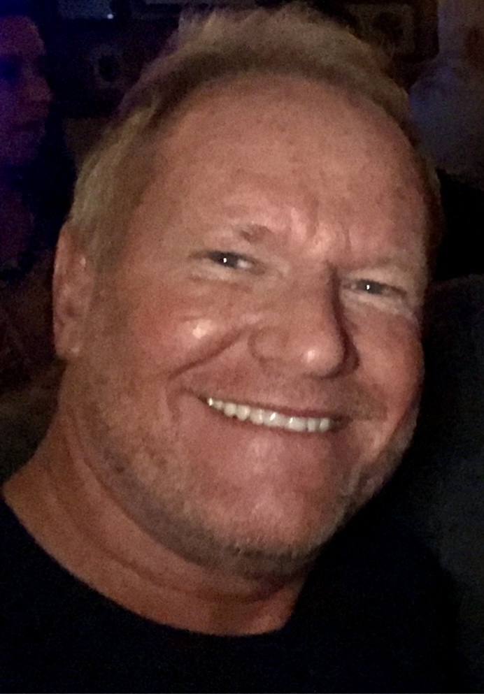 Headshot of Chuck Reynolds