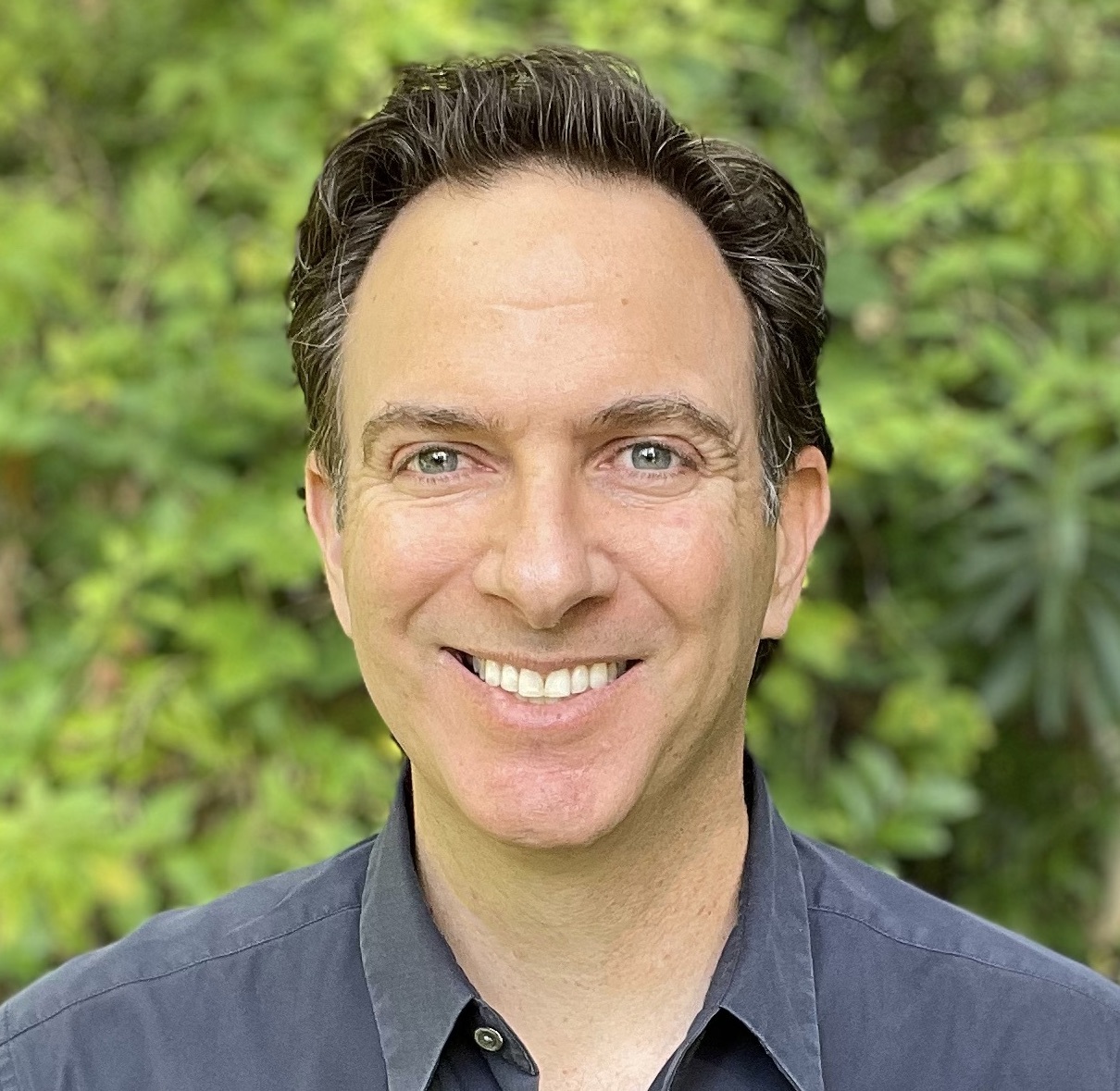 Headshot of Mike Reznick