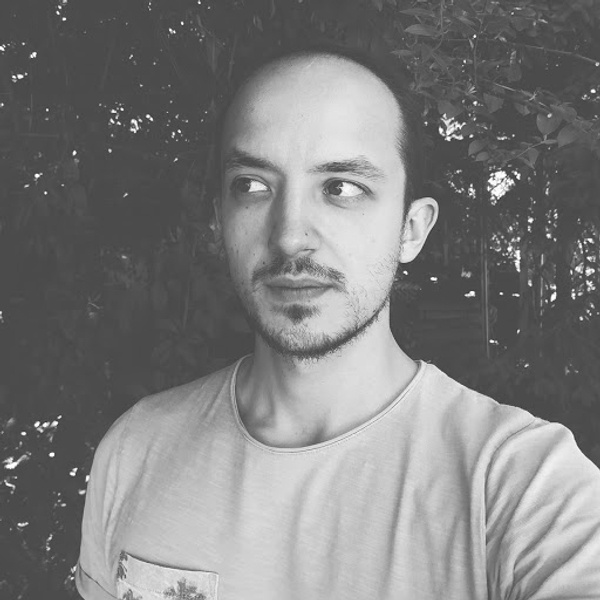 Headshot of Vlad Stefan Munteanu