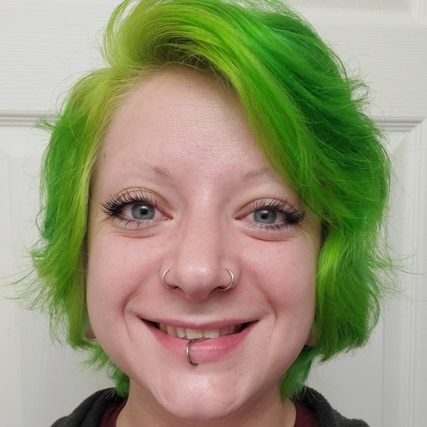 Headshot of Dana Graves